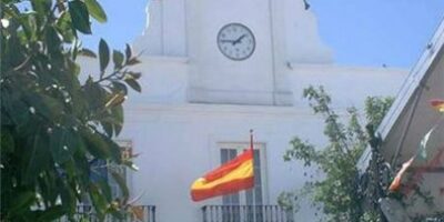 Dimite el primer teniente de alcalde de Villablanca tras su traslado laboral a Canadá