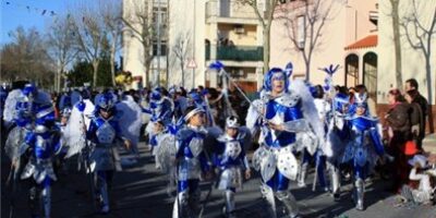 Miles de personas disfrutan del carnaval de Isla Cristina