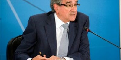 Crisis abierta en el Gobierno Andaluz por la dimisión de Luis pizarro