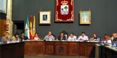 El pleno de Isla Cristina muestra su apoyo al sector pesquero