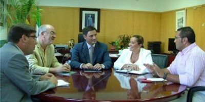 La alcaldesa de Isla y el alcalde de La Redondela se reunieron con el viceconsejero de Agricultura y Pesca