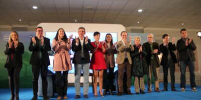 Álvaro Burgos presenta su candidatura a la Alcaldía para que Moguer vuelva al lugar que merece