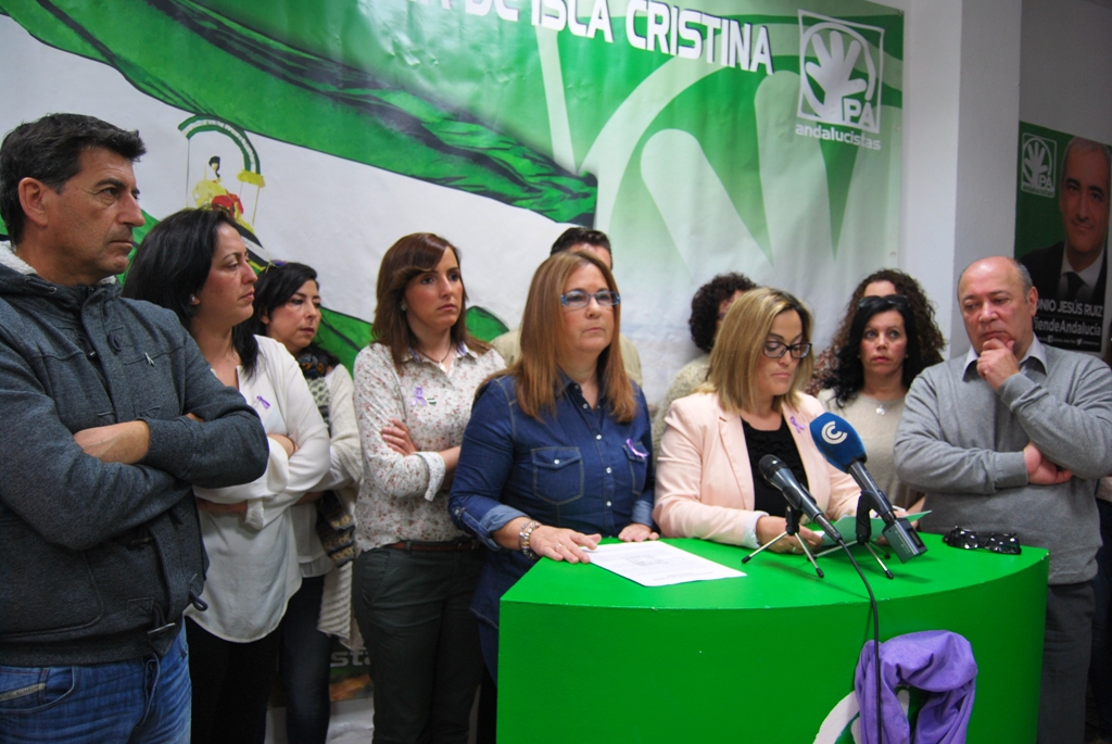 Carro y López dieron lectura al manifiesto andalucista en apoyo a la Mujer Trabajadora