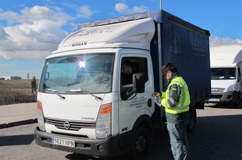 campaña-vigilancia-DGT-camiones-y-furgonetas