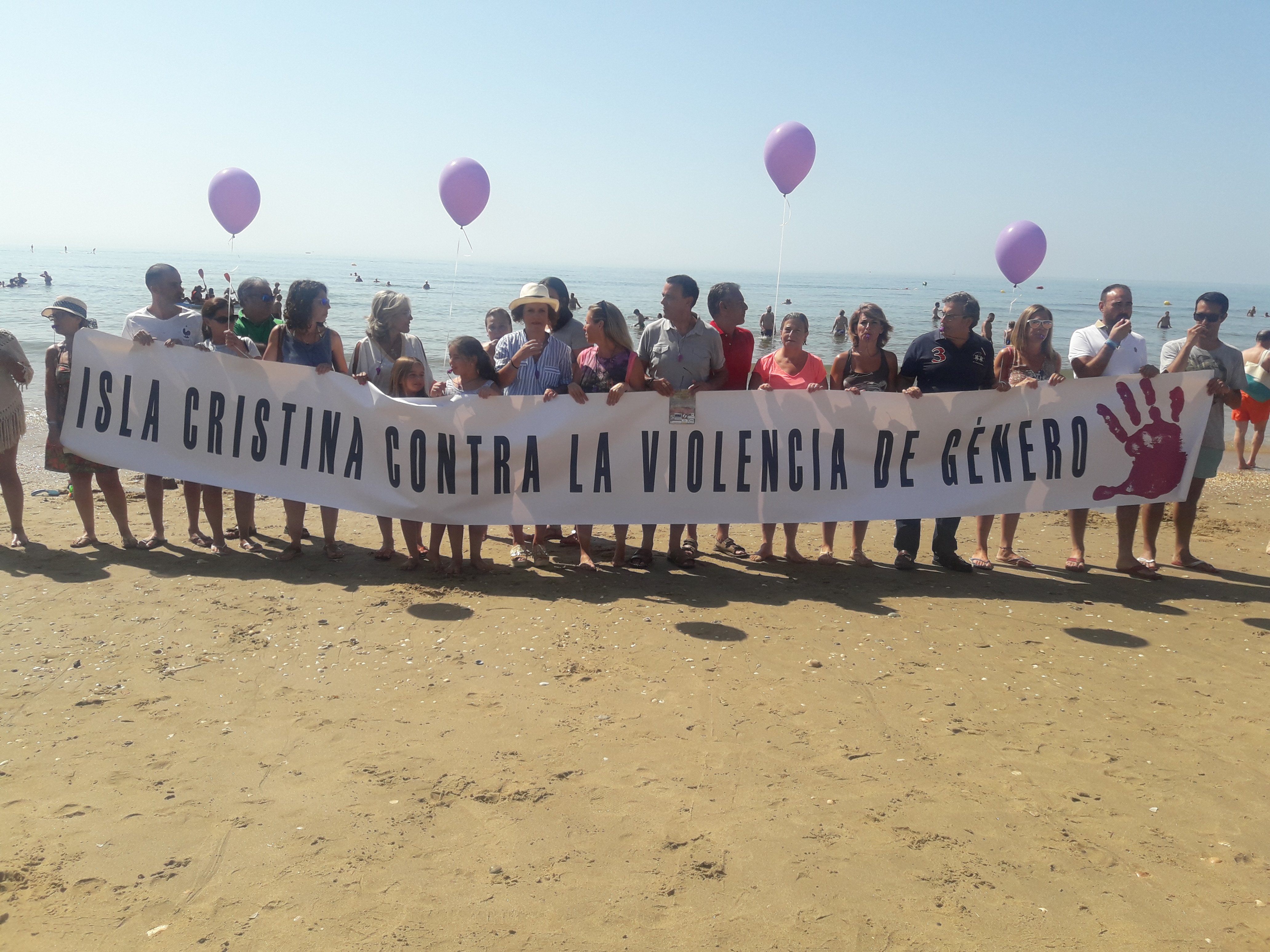 III cadena humana contra la violencia de genero en Isla Cristina
