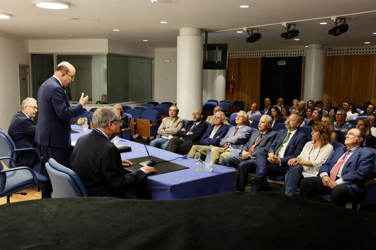 Huelva acoge la segunda conferencia del ciclo ‘La Constitución Española, 40 años después’