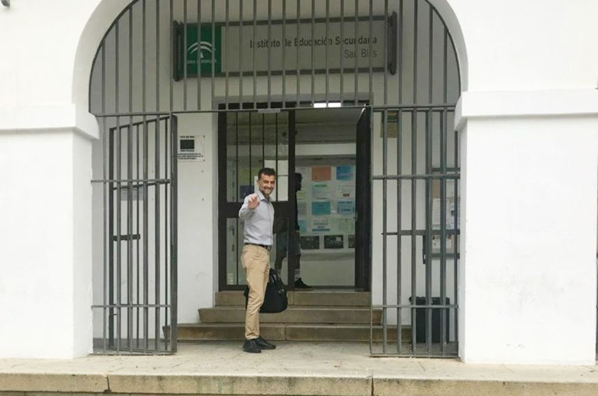 Antonio Maíllo vuelve a ejercer como profesor en Aracena