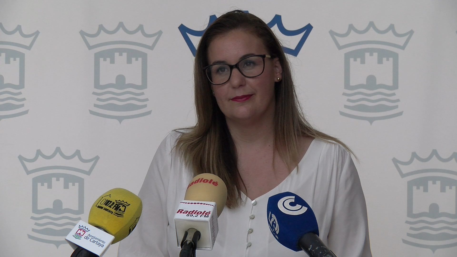 El Ayuntamiento felicita a Montse Felicio, nueva hermana mayor de la Hdad. del Rocío de Cartaya