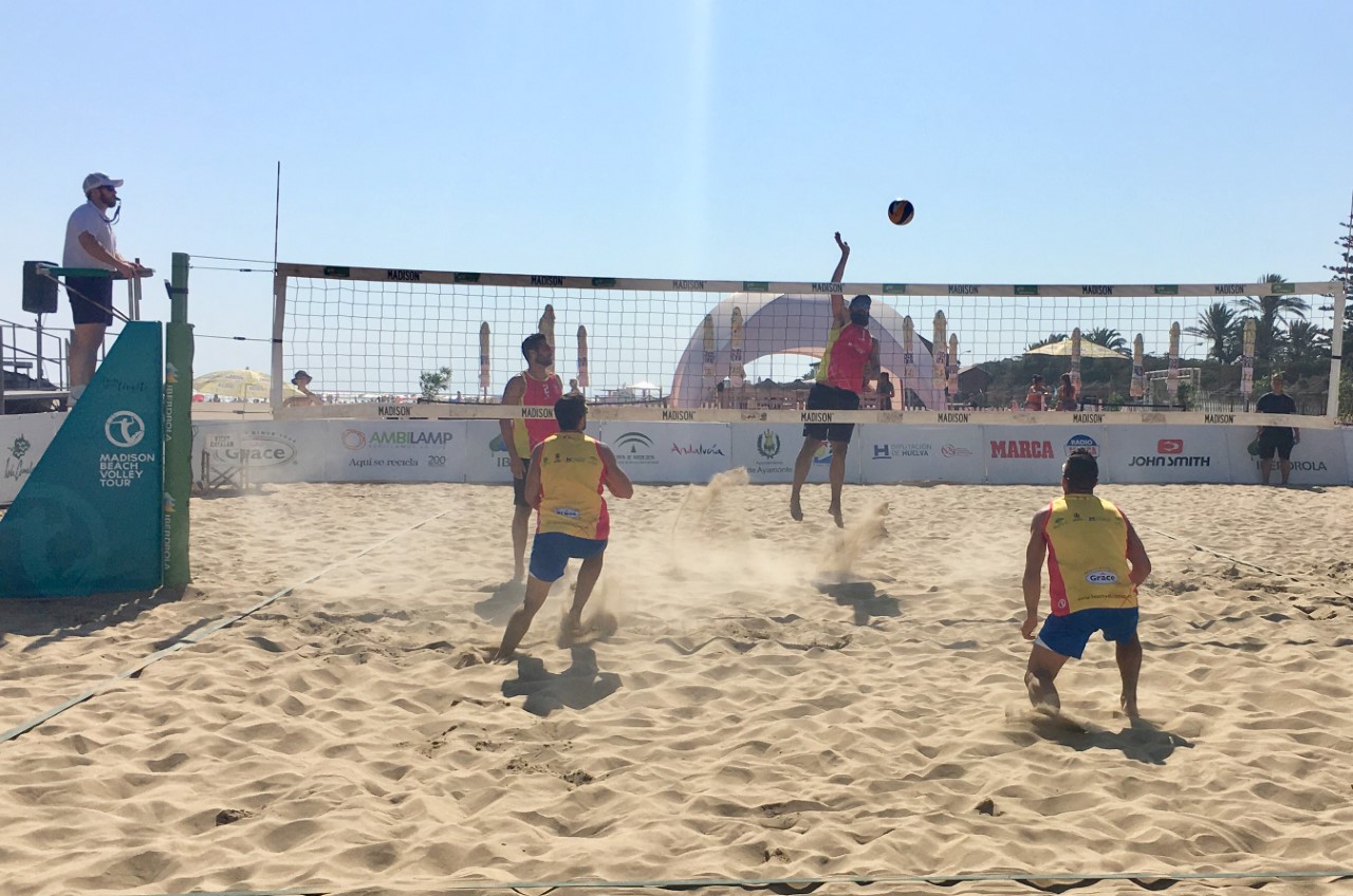 El Madison Beach Volley Tour Isla Canela International Open 2019 arranca por todo lo alto