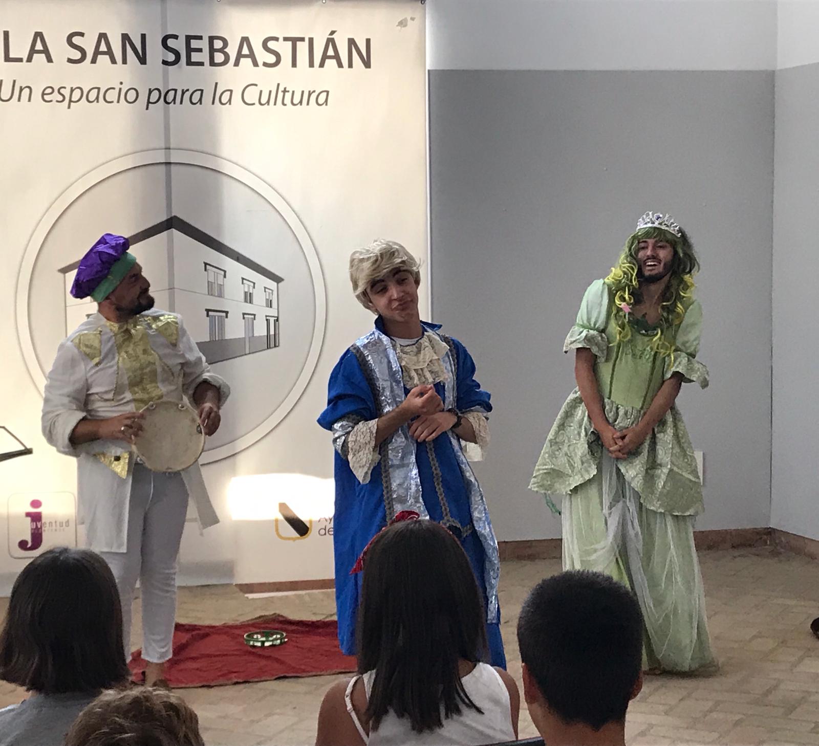 La obra de teatro ‘Romea y Julieto’ se representó para los participantes del Campus Joven