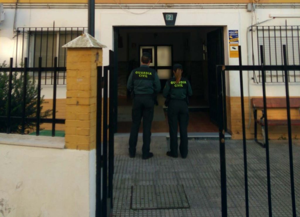 Detenido acusado de cuatro robos con fuerza en Isla Cristina
