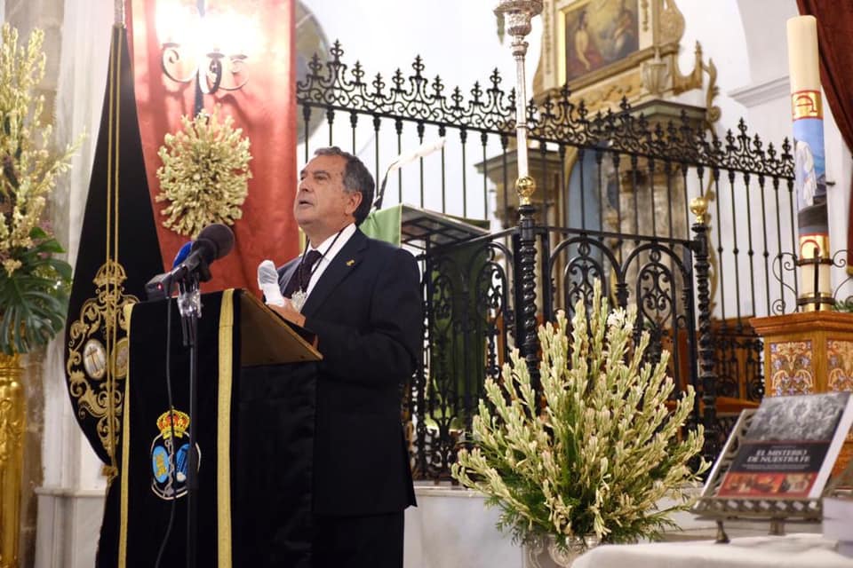 Enrique Arroyo presentó su última obra ‘El misterio de Nuestra Fe’