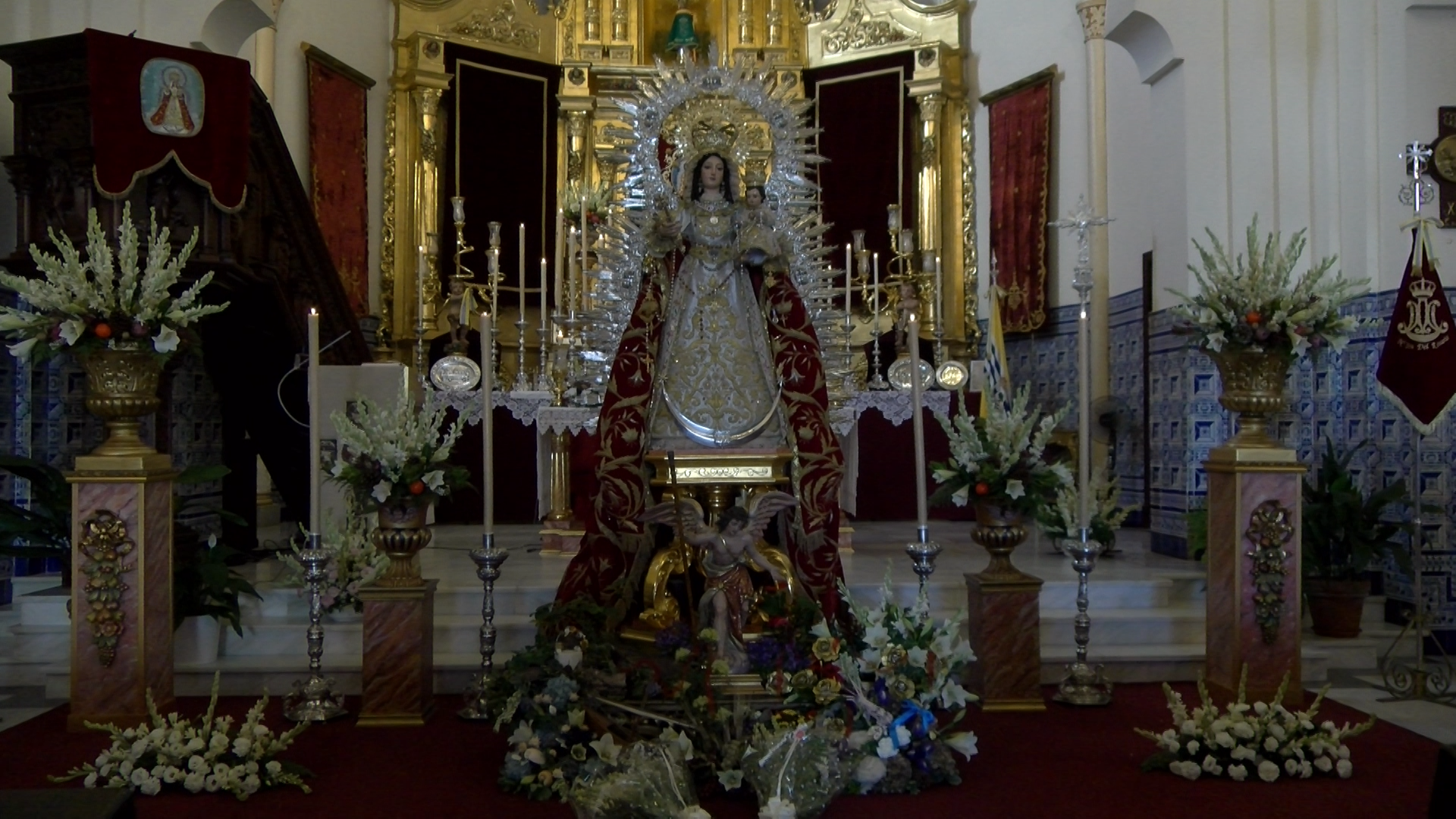 Isla Cristina ofrenda sus nardos a la Virgen del Rosario