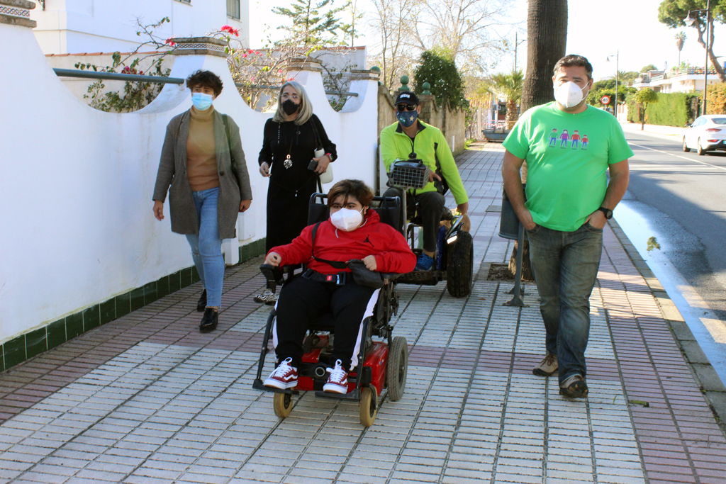 El Ayuntamiento de Cartaya se compromete a mejorar la accesibilidad