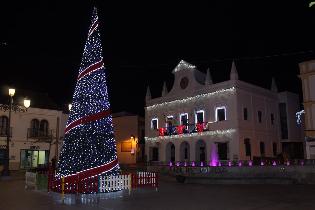 Las calles de Cartaya, El Rompido y Nuevo Portil brillan de Navidad