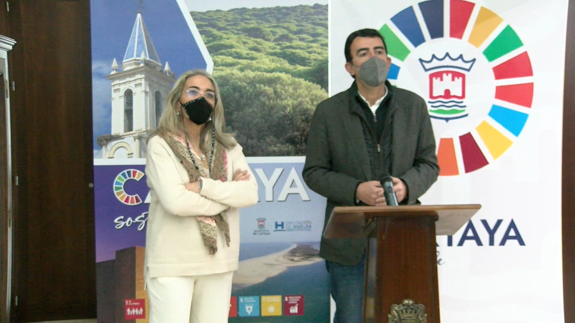 Mario Jiménez recoge las preocupaciones de Cartaya en temas medioambientales y de salud