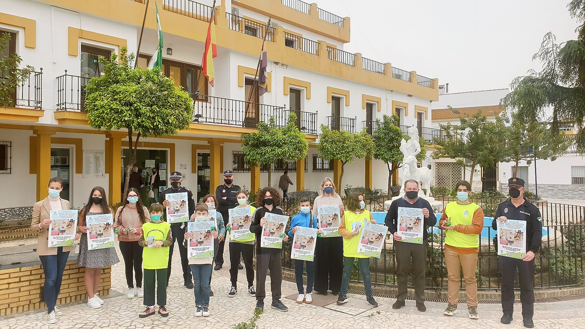 El CLIA de Aljaraque conciencia sobre la necesidad de recoger los excrementos de las calles