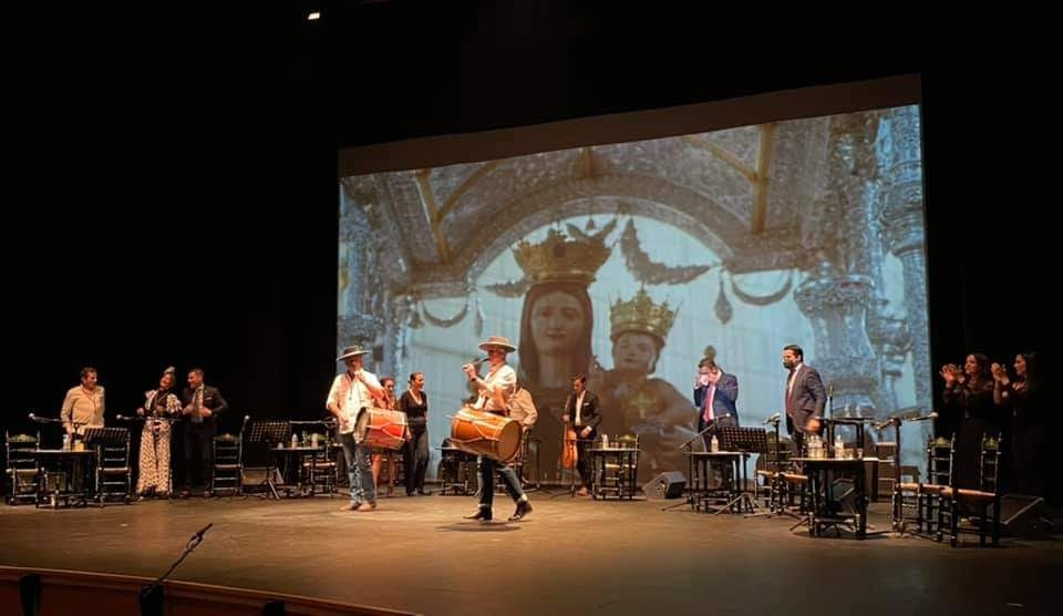 La gala ‘Un sueño de Romería’ se vivió en el Teatro ‘Alcalde Juan Manuel Santana’ de Lepe