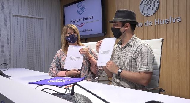 El Puerto de Huelva mantiene su apuesta social y firma un convenio con Ceija