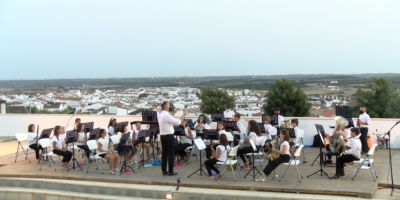 La Banda Infantil de Música de Villablanca estrenó el nuevo auditorio Blanca Villa