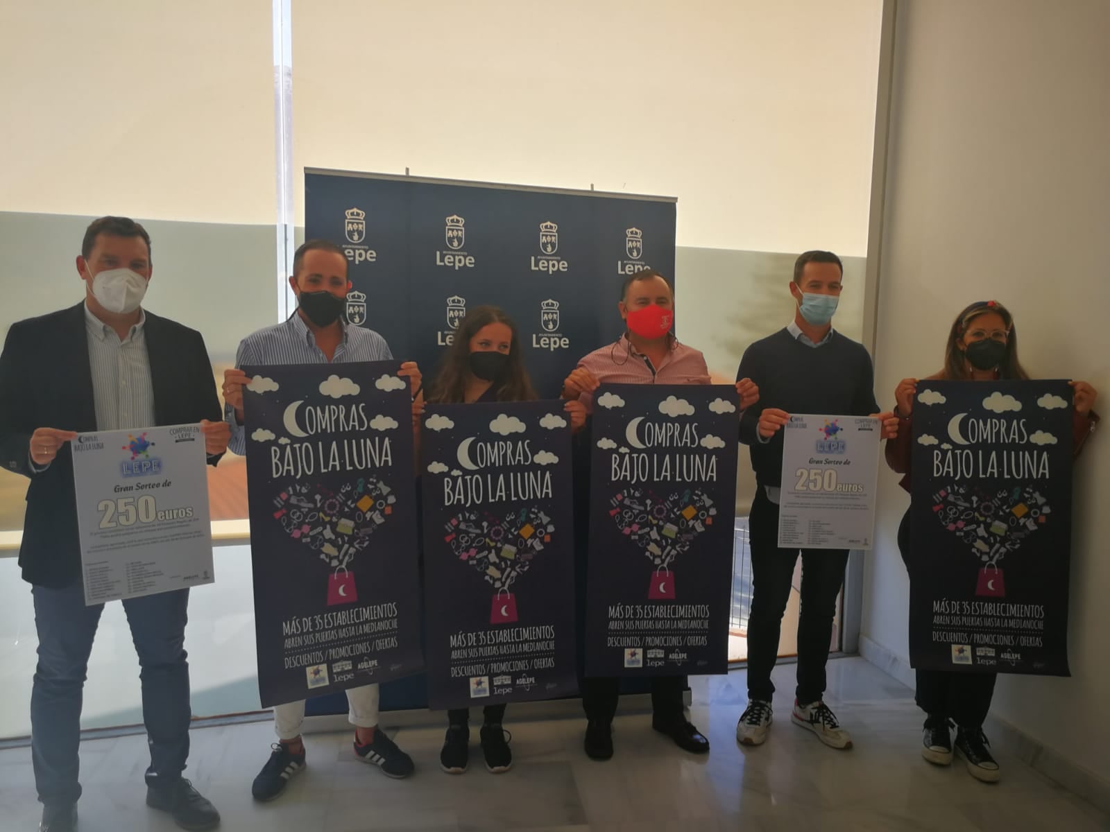 Presentada en Lepe una nueva edición de la iniciativa comercial ‘Compras bajo la luna’