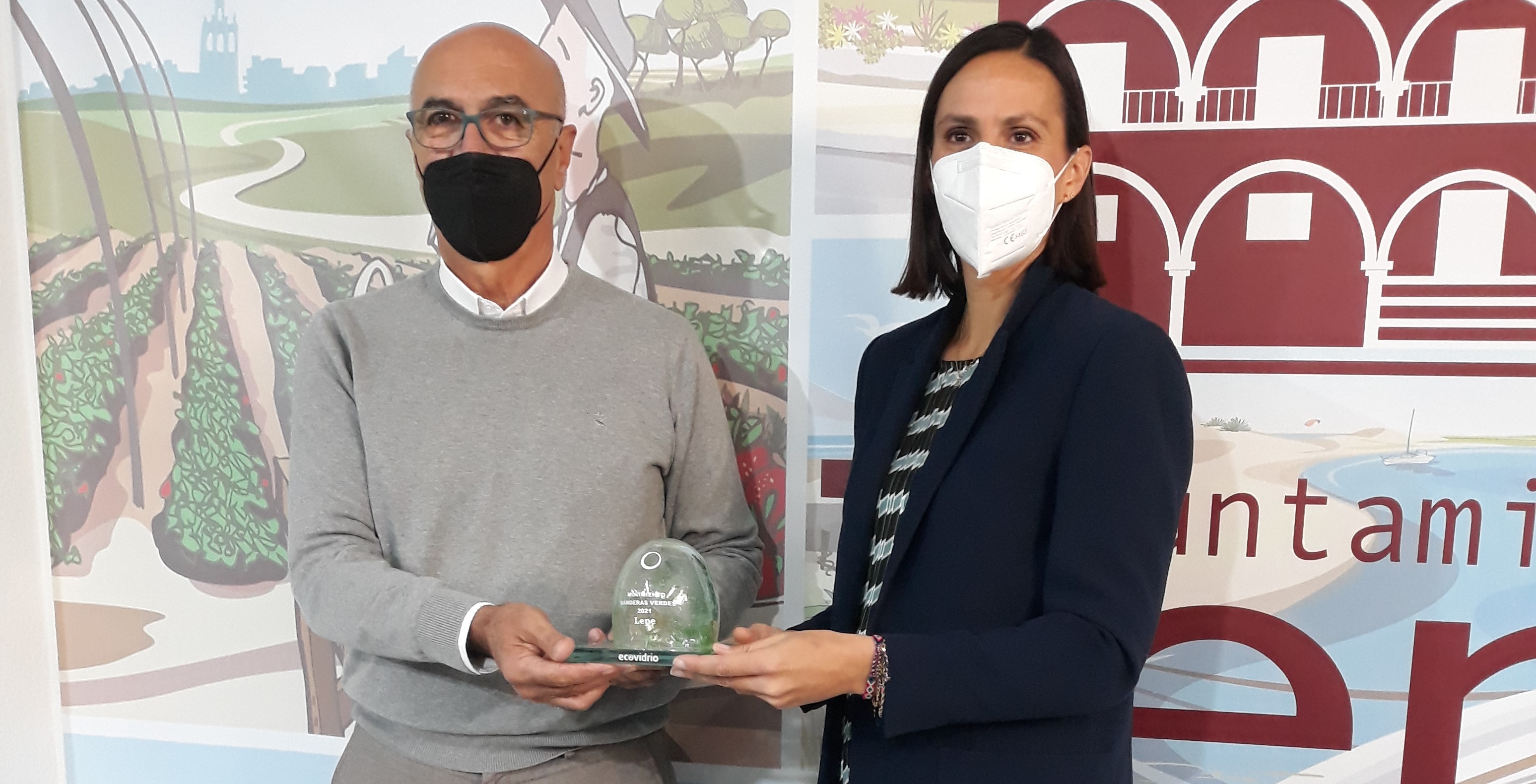 Ecovidrio reconoce al Ayuntamiento de Lepe con el Iglú Verde