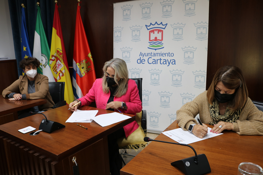 El Ayuntamiento de Cartaya firma un convenio de colaboración con FEAFES