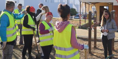 El Parque de las Monjas de Pozo del Camino está siendo rehabilitado a través del PFEA