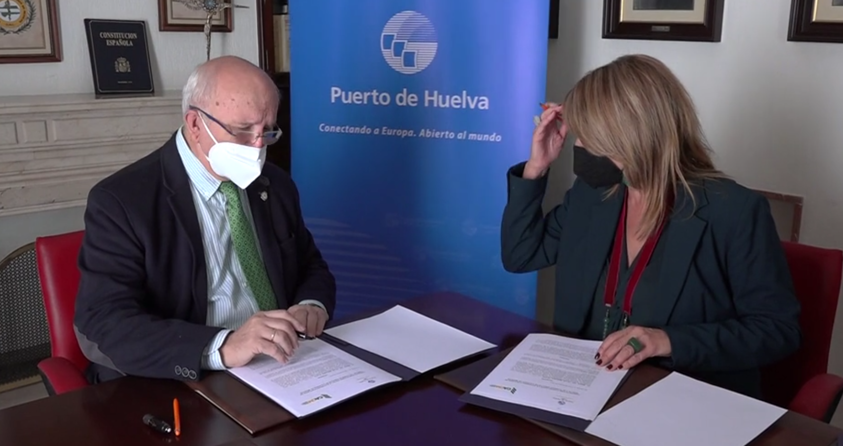 El Puerto firma un patrocinio para la asamblea del Colegio de Médicos