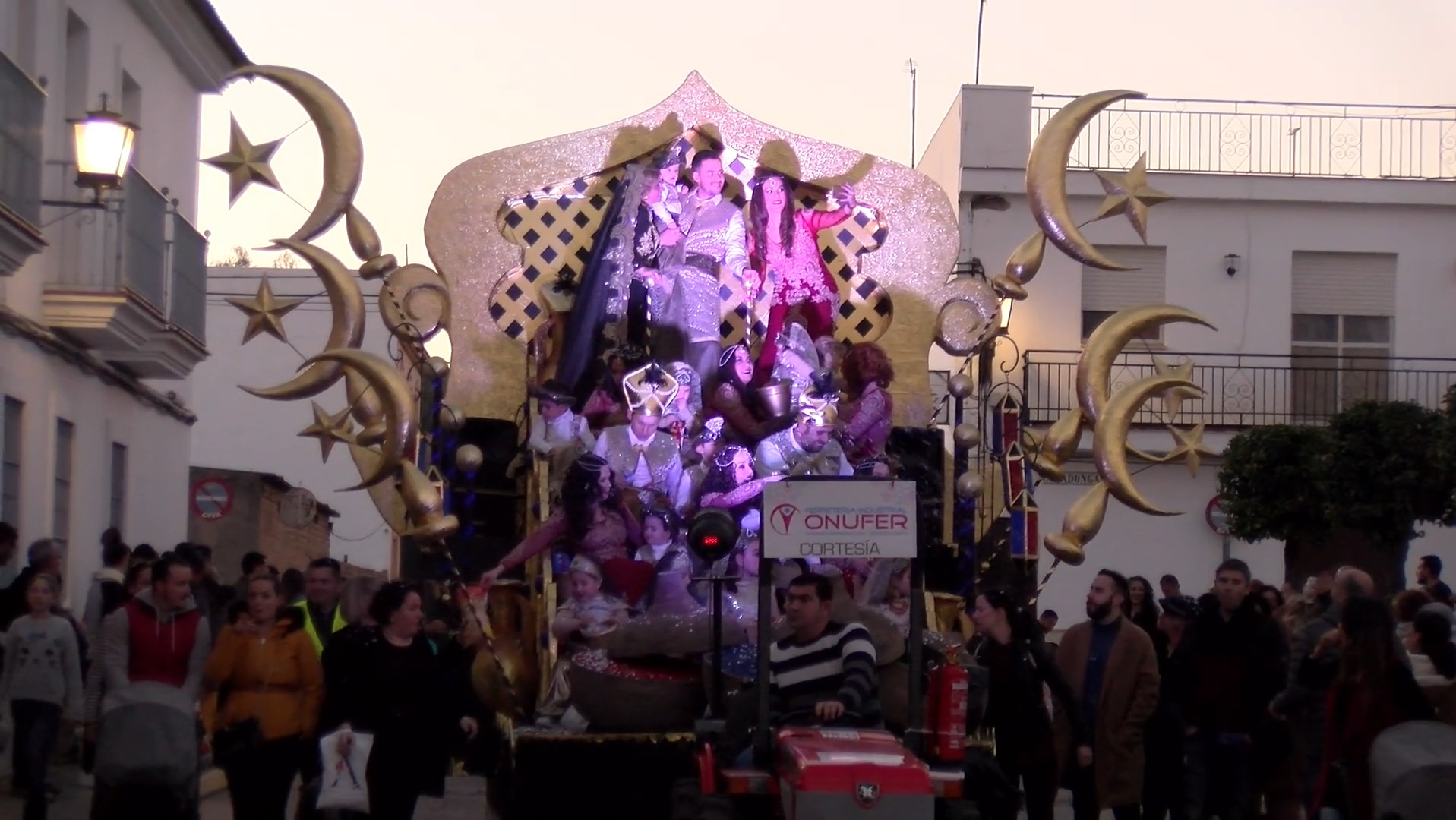 7 carrozas de fantasía acompañarán a las de Los Reyes Magos en la Cabalgata de Lepe