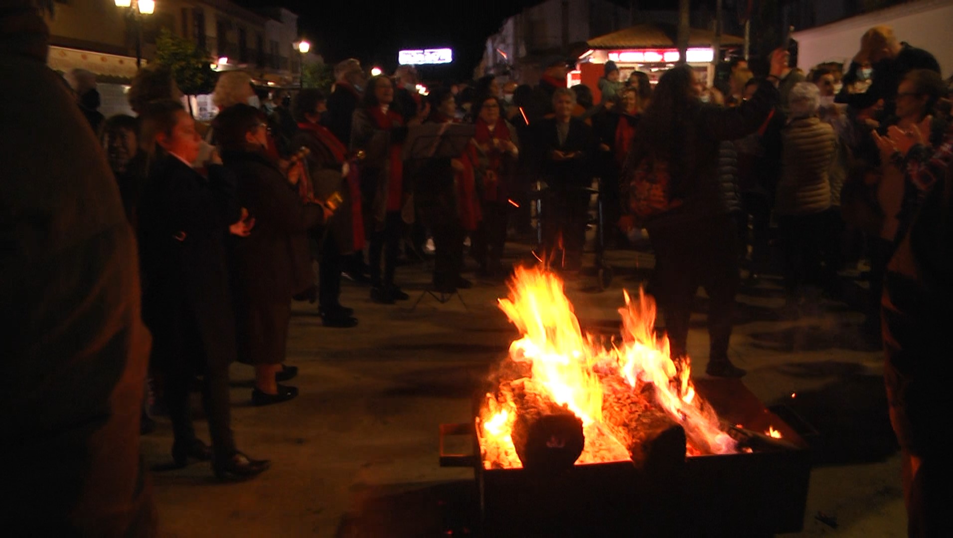 El Centro de Mayores Santa María de la Bella acogió una Zambomba Flamenca