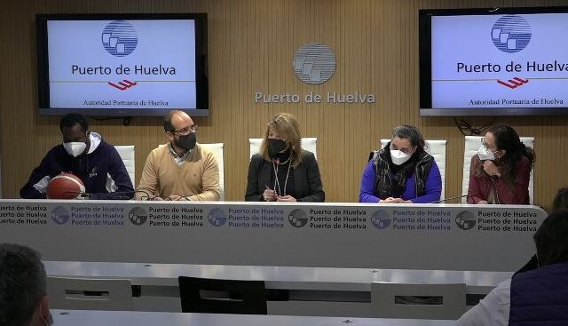 El Puerto de Huelva apoya al Ciudad de Huelva con la firma de un convenio