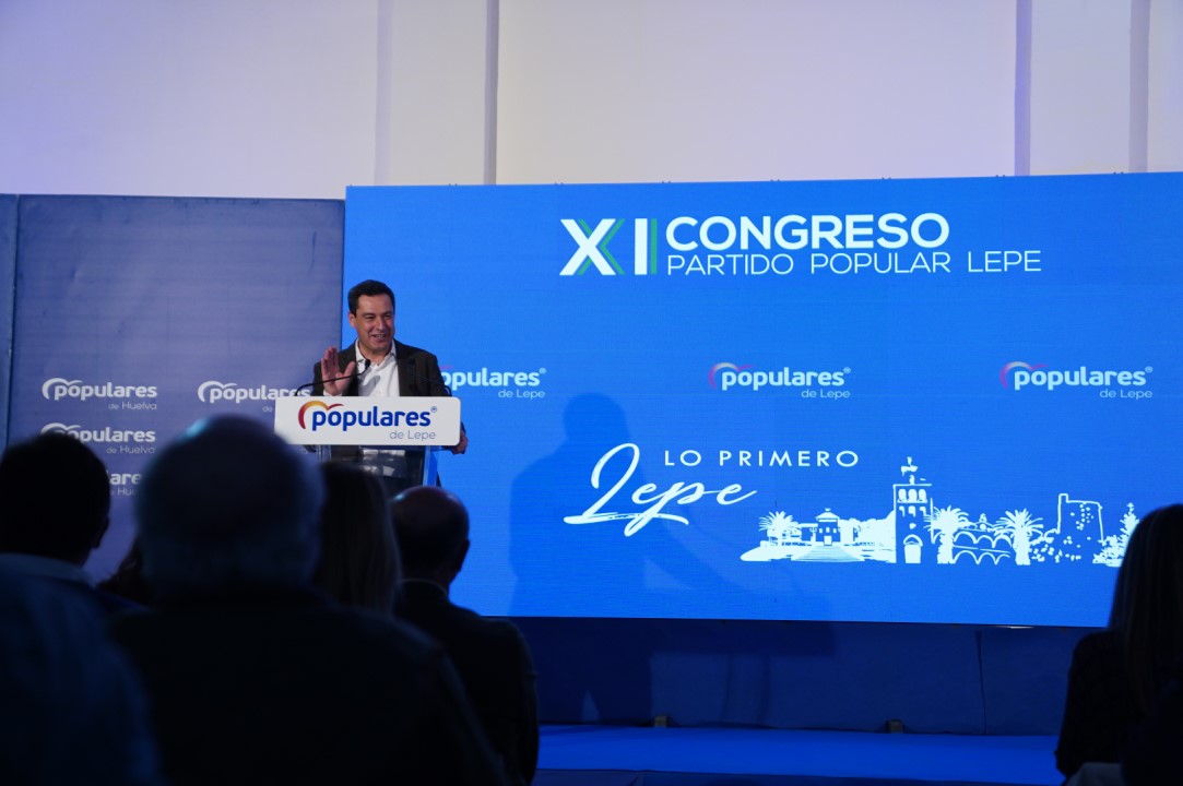 Juanma Moreno destaca en Lepe que Andalucía lidera el crecimiento económico
