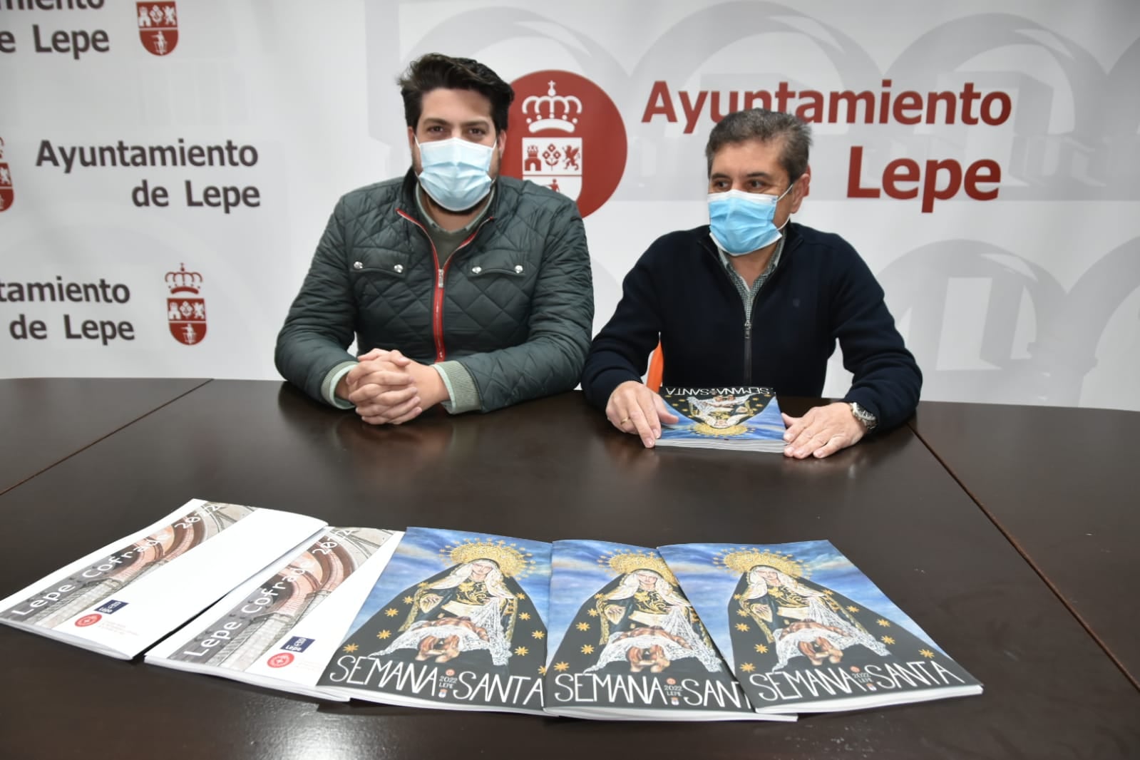 Presentada la revista de la Semana Santa de Lepe 2022