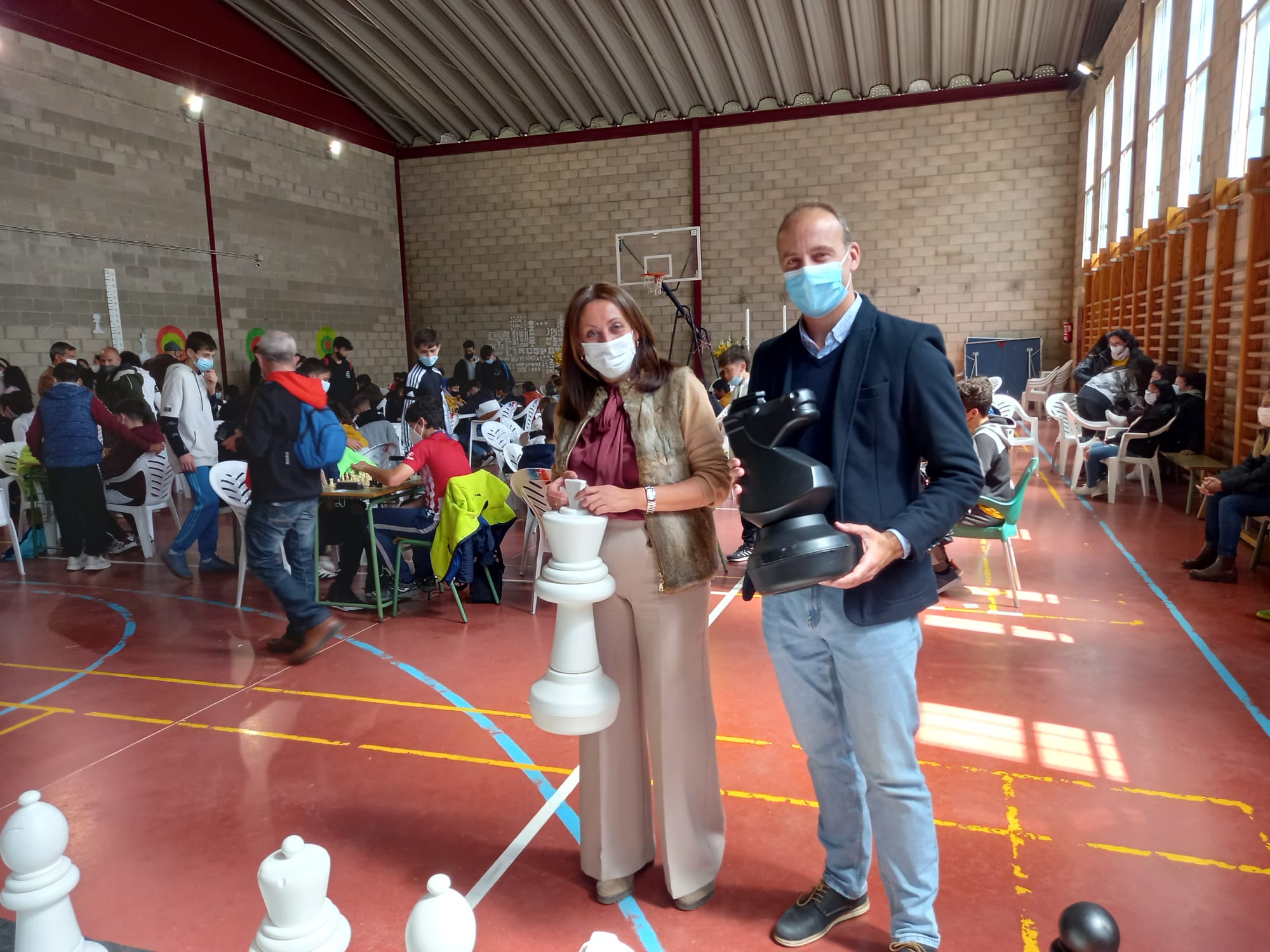 Alumnos onubenses participan en el torneo intercentros AulaDJaque en Cartaya