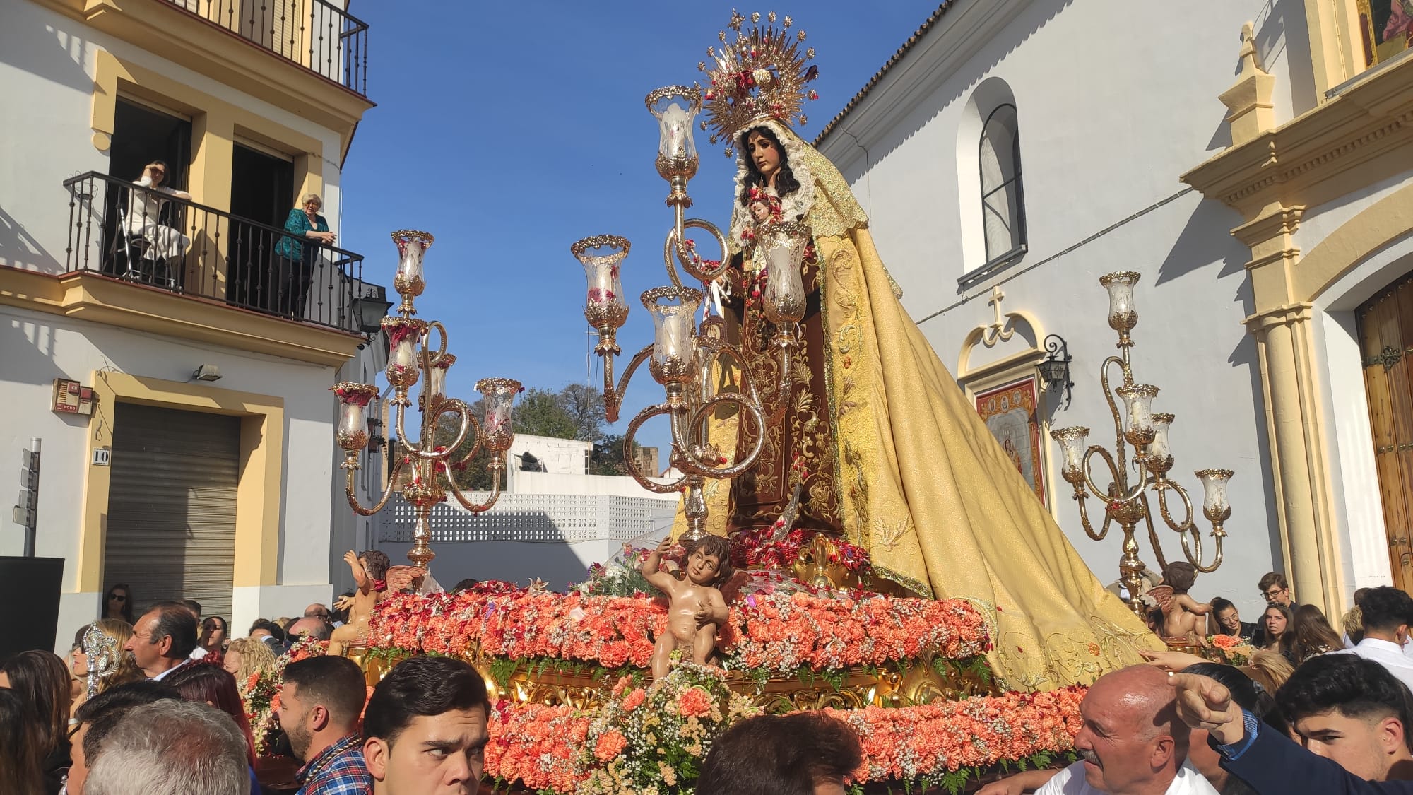 Cartaya pone fin a su Semana Santa con la alegre procesión de la Virgen del Carmen