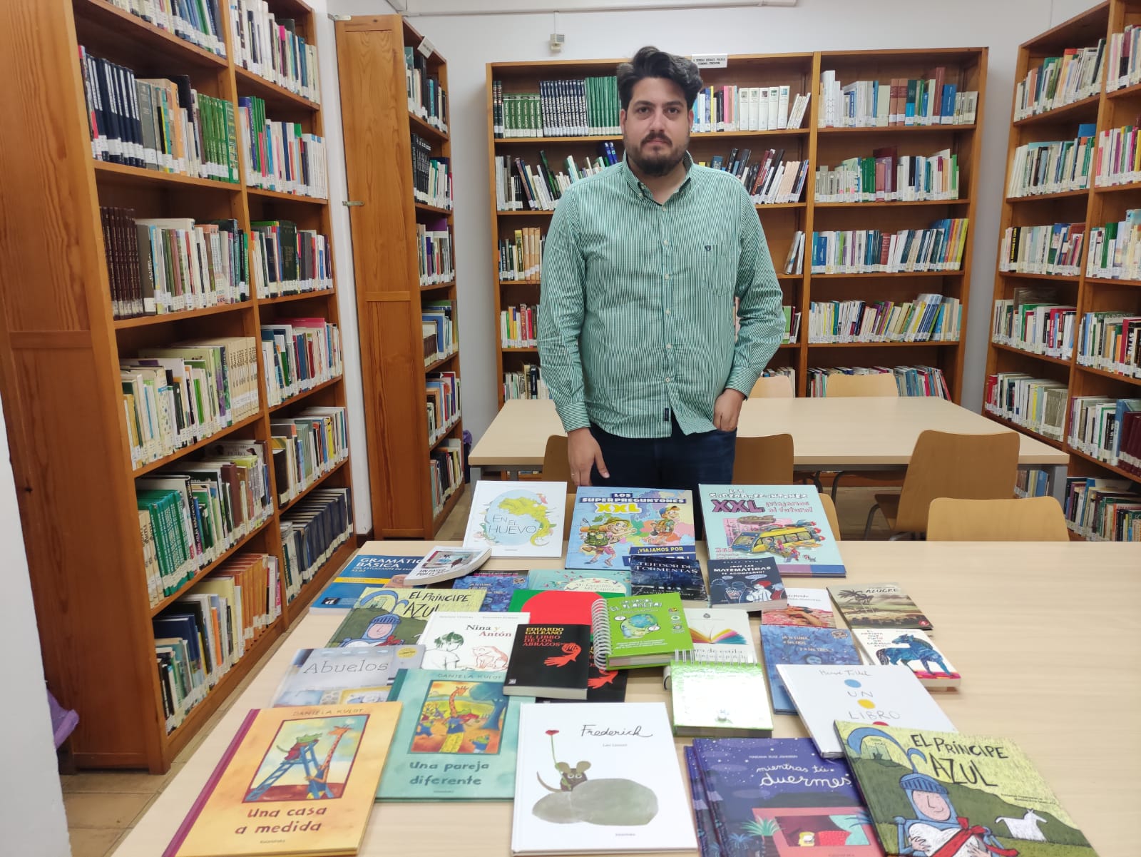 La Biblioteca Municipal Baltasar de los Ríos de Lepe adquiere alrededor de 450 ejemplares