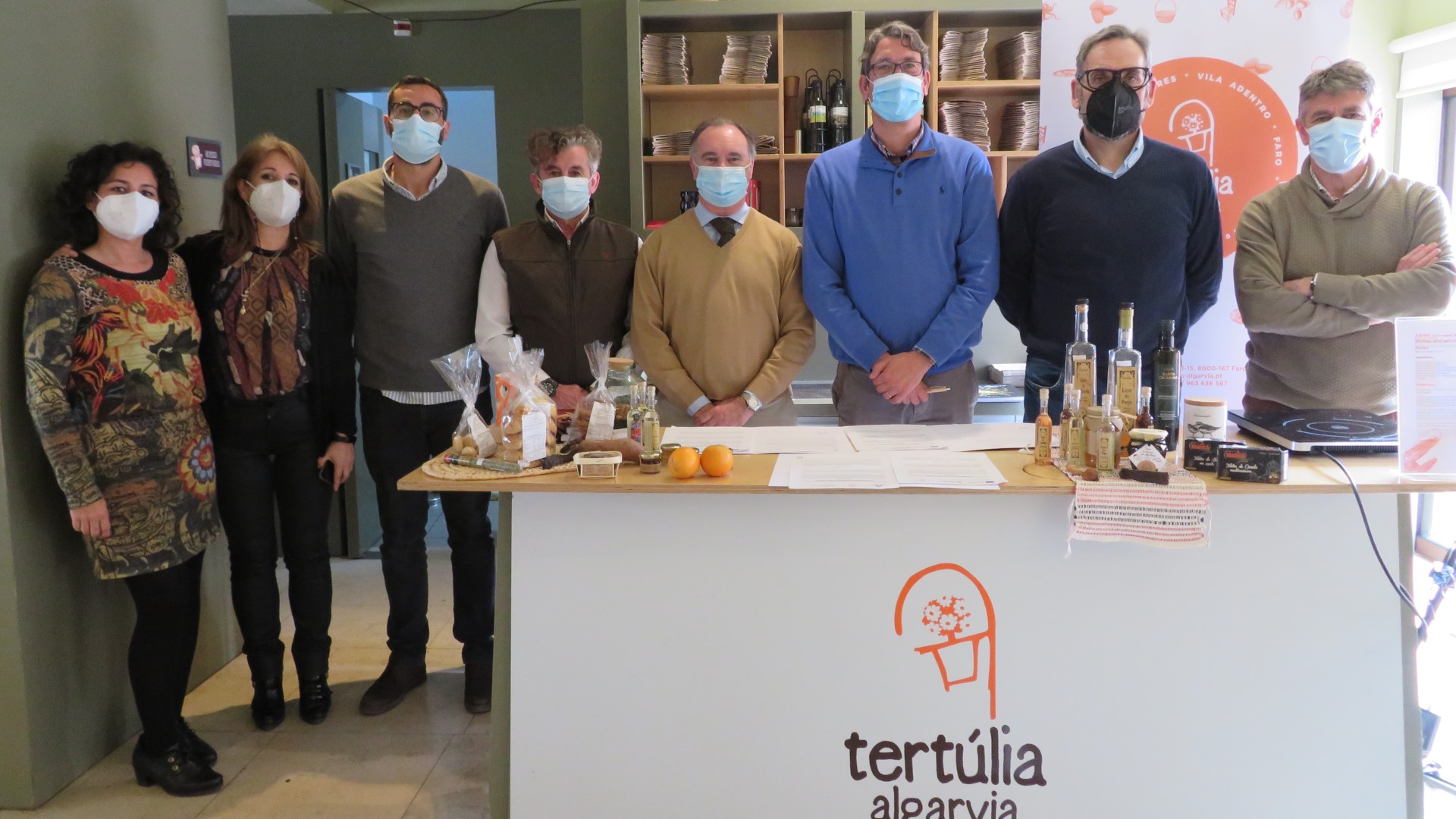 Nuevos acuerdos entre la Escuela de Hostelería de Islantilla y Tertulia Algarvia 01