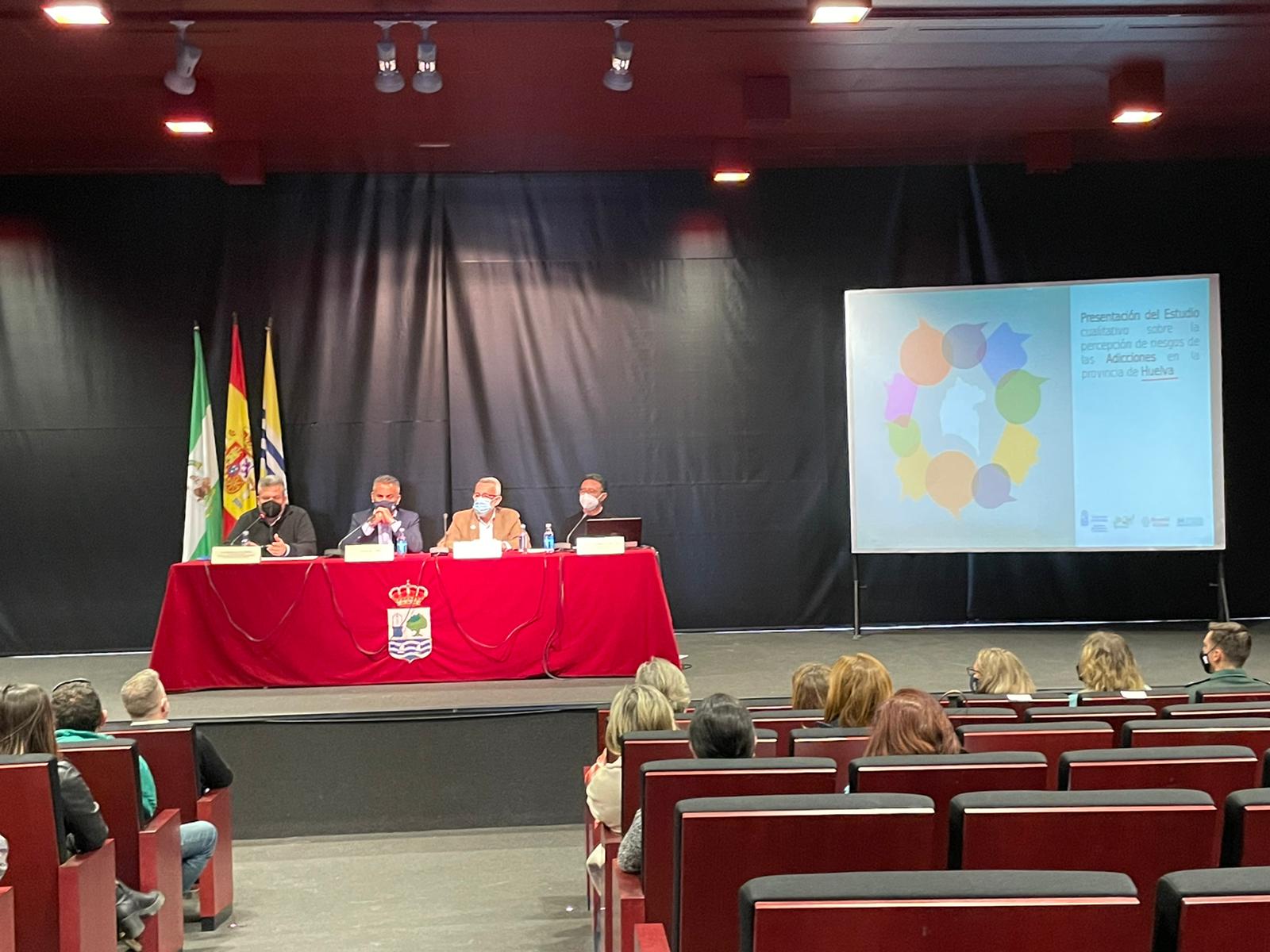 Presentado en Isla Cristina un estudio cualitativo sobre las adicciones en la provincia