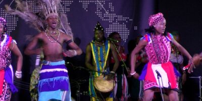 El 41 Festival de Danzas de Villablanca llegó a sus días centrales