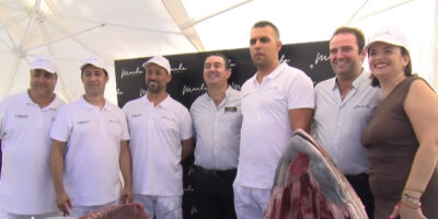 Restaurante Macha ofreció un tradicional ronqueo del atún en vivo