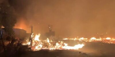 Se produce un incendio en Palos que arrasa 200 chabolas tras una “reyerta”