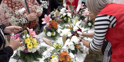 Cruz Roja acoge un taller floral en Lepe en el marco del Proyecto Crece