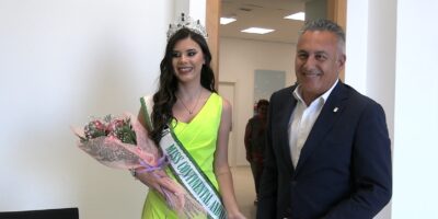 El Ayuntamiento de Isla Cristina recibe a Gisela Toscano tras ganar Miss Continental Andalucía