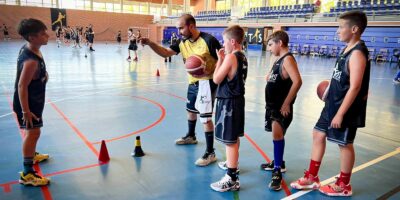 Isla Cristina arranca hasta el próximo viernes las jornadas de tecnificación de baloncesto