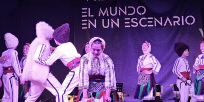 Villablanca cierra el 43º Festival Internacional de Danza en una multitudinaria segunda jornada