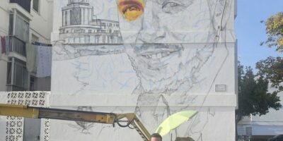 Manuel Carrasco se convierte en la figura protagonista del mural más grande visto en Isla Cristina