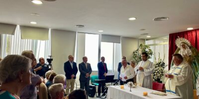 La Virgen de la Amargura visita la Residencia de Mayores de Isla Cristina con motivo del 50 Aniversario de la imagen