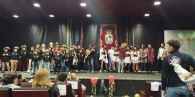 Isla Cristina se enorgullece de su gran cantera con el II Pregón Juvenil del Carnaval