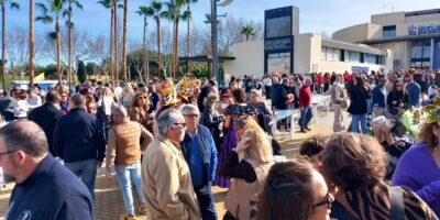 Gran ambiente en el ´Pitisco´ carnavalero 2025 en Isla Cristina